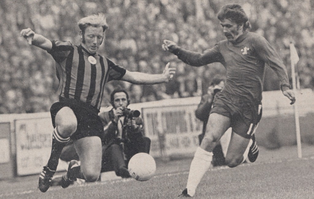 chelsea away 1971 to 72 action 8