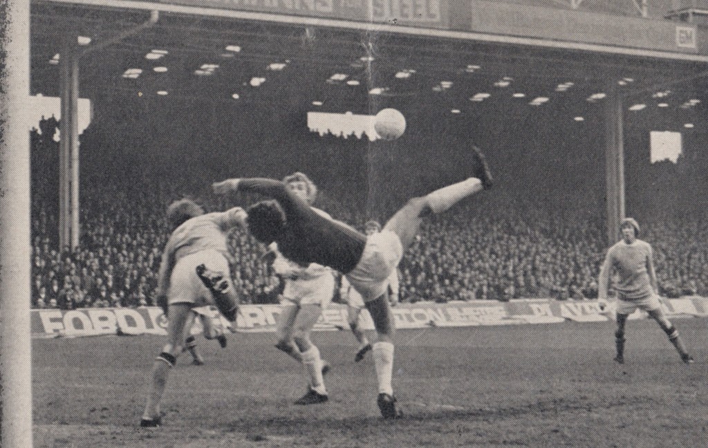 leicester home 1971 to 72 action6