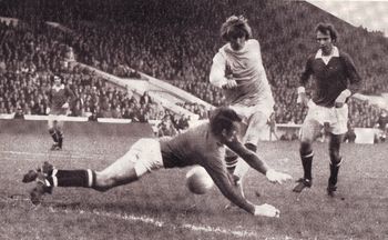 man utd home 1971-72 actionA