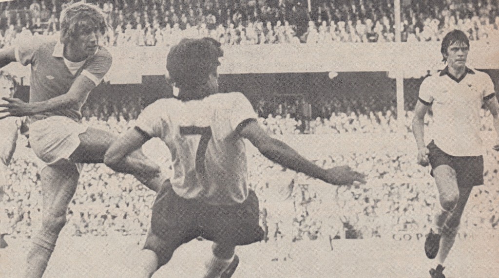 derby away 1975 to 76 action 5