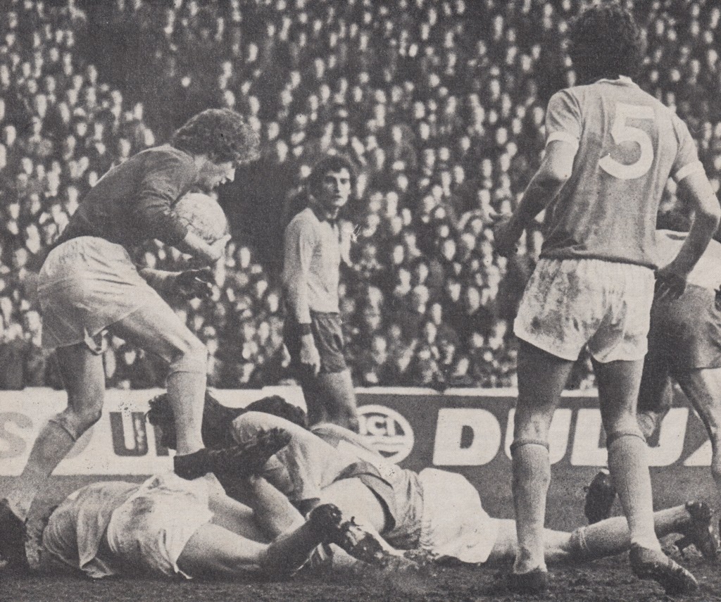 everton home 1974 to 75 action