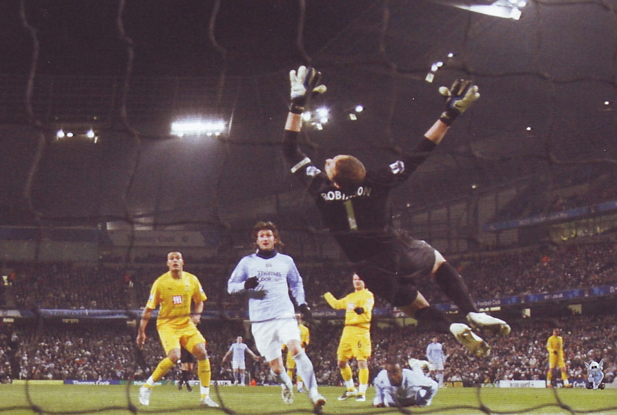 tottenham home carling cup 2007 to 08 robinson saves