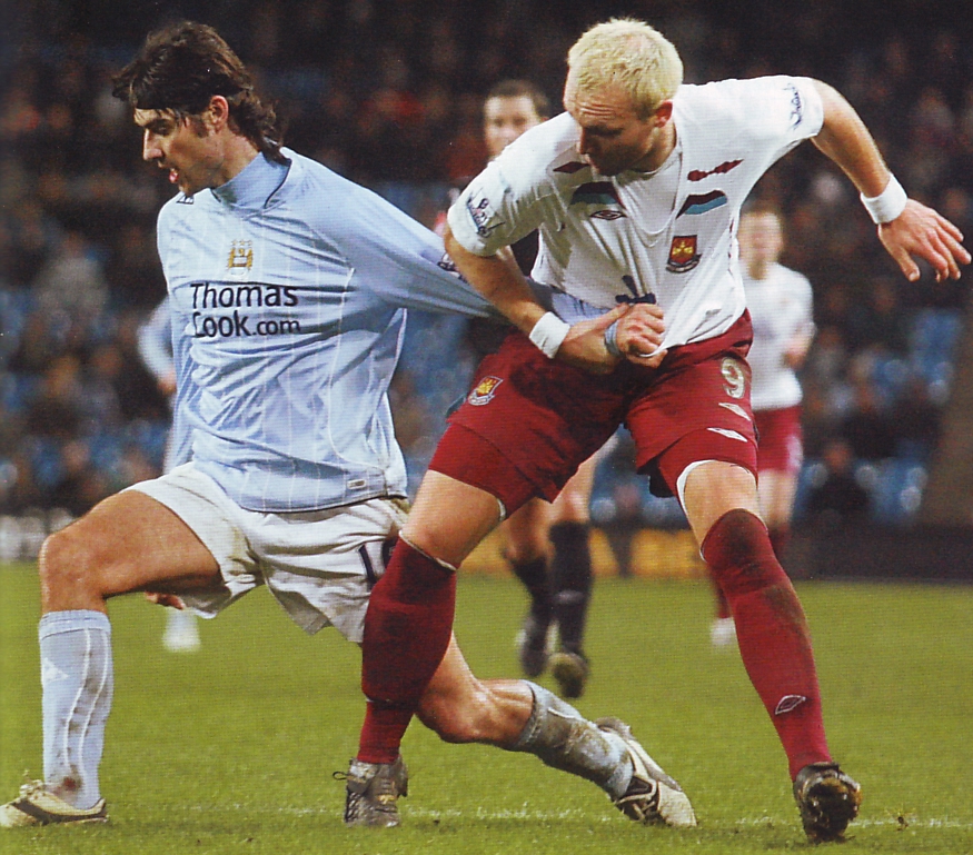 west ham home fa cup replay 2007 to 08 action3