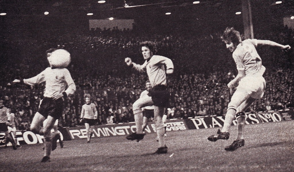 wolves home league cup 1971 to 72 davies city 1st goal