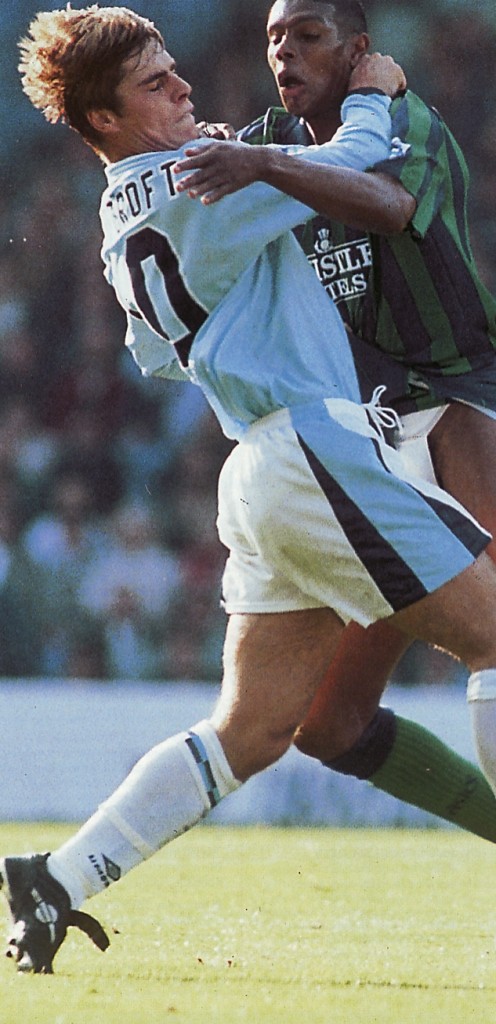 Leeds home 1995 to 96 action2