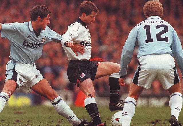 bolton away 1995 to 96 action2