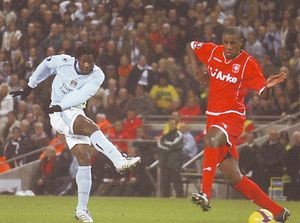 FC Twente home 2008 to 09 benjani goal