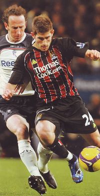 bolton away 2008 to 09 action2