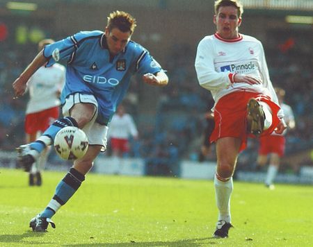 notts forest home 2001 to 02 action