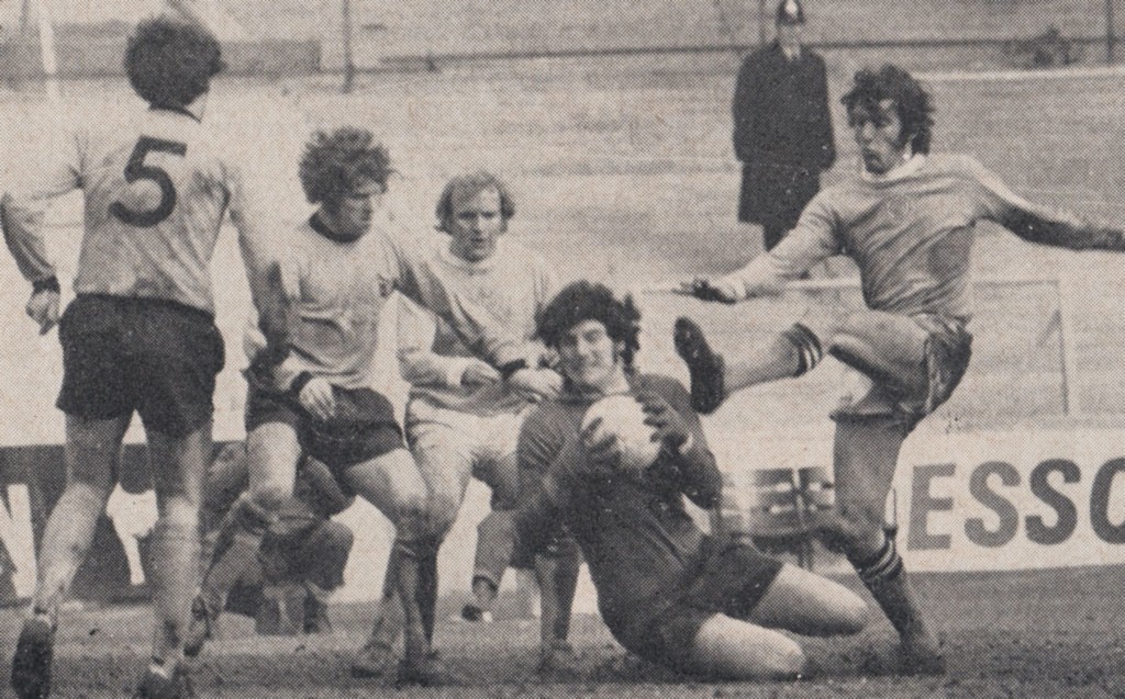 wolves home 1970 to 71 action 7