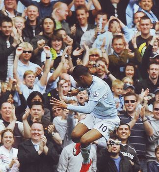 blackburn home 2008 to 09 robinho goal