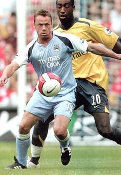 arsenal home 2006-07 dickov