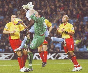 watford home 2006 to 07 action6