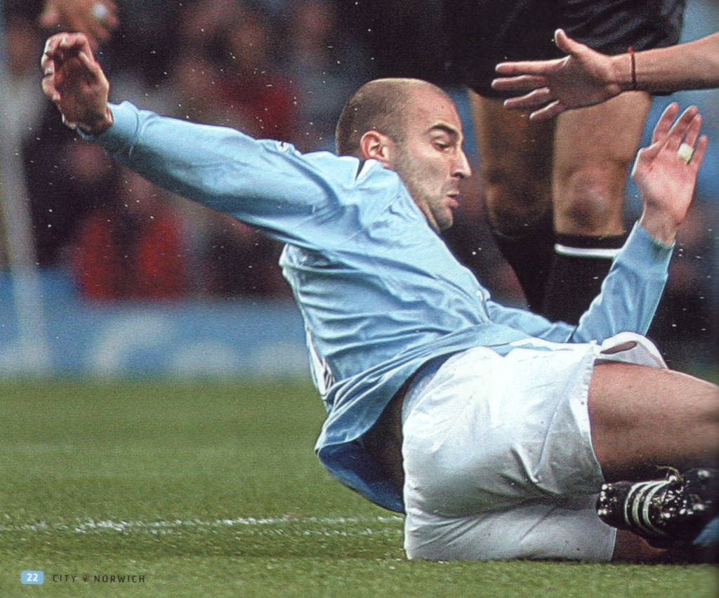 Chelsea home 2004 to 05 action