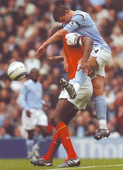 arsenal home 2004 to 05 action2