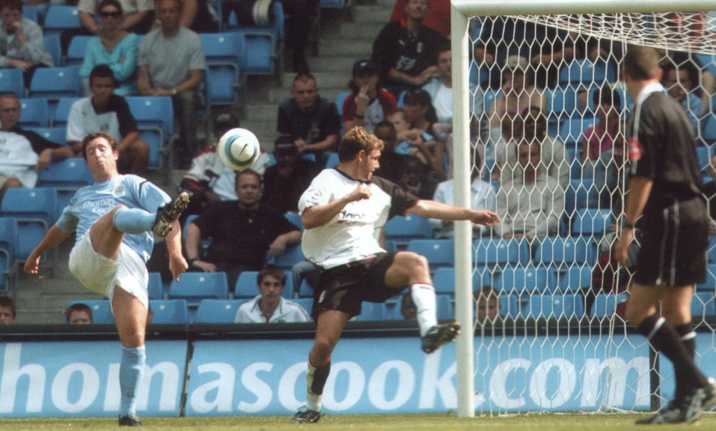fulham home 2004 to 05 fowler goal