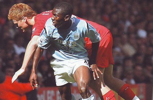 liverpool away 2004 to 05 action