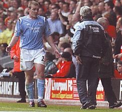 liverpool away 2004 to 05 dunne sent off