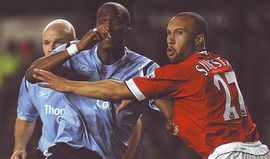 man u away 2004 to 05 action