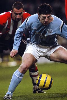 Southampton home 2004 to 05 action2