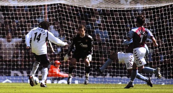 a villa away musampa goal2