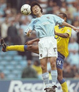 arsenal home 2003 to 04 action4