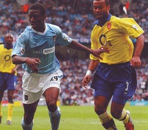 arsenal home 2003 to 04 action5