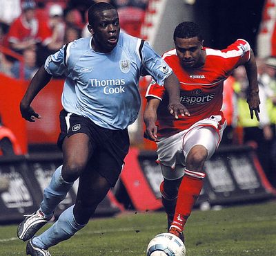 charlton away 2004 to 05 action3