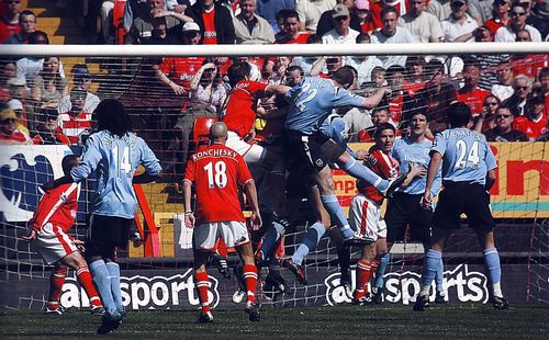 charlton away 2004 to 05 dunne goal