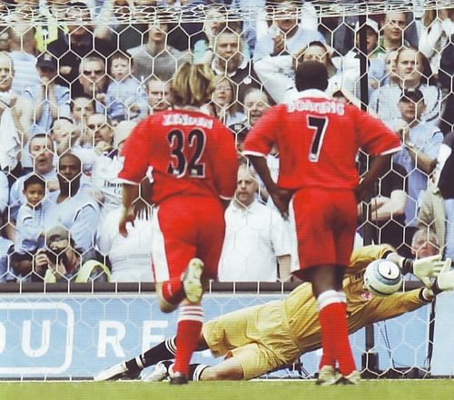 middlesbrough home 2004 to 05 pen miss2