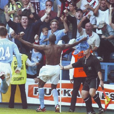 Fulham away 2003 to 04 wanchope goal celeb3