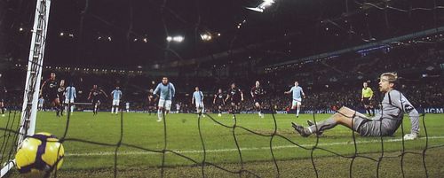 bolton home 2009 to 10 tevez pen goal2