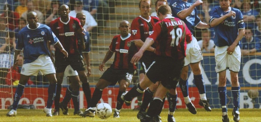 leicester away 2003 to 04 tarnat goal