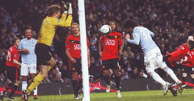 man utd home league cup semi 2009 to 10 2nd tevez goal2