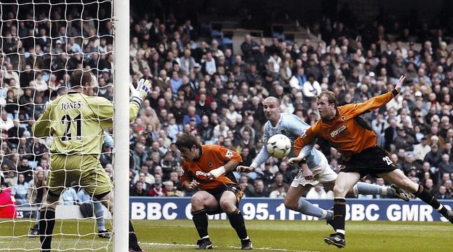 wolves home 2003 to 04 sibierski goal