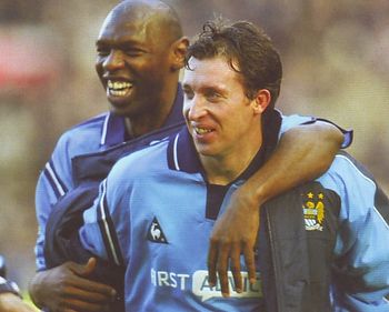 Man U away 2002 to 03 Goat goal celeb2