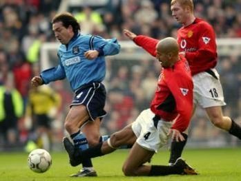 Man U away 2002 to 03 action