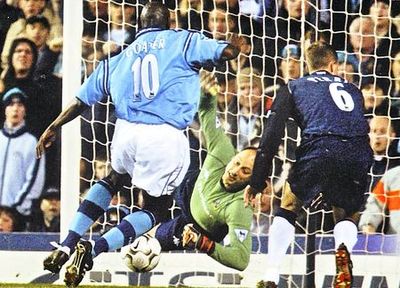 Tottenham home 2002 to 03 action2