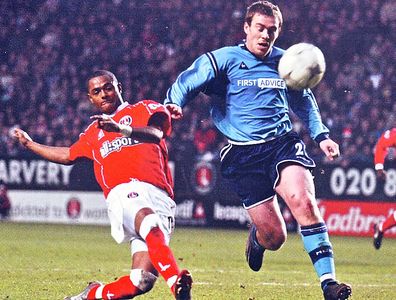 charlton away 2002 to 03 action2