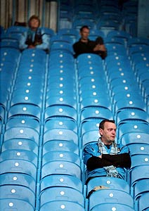 final fans v saints home