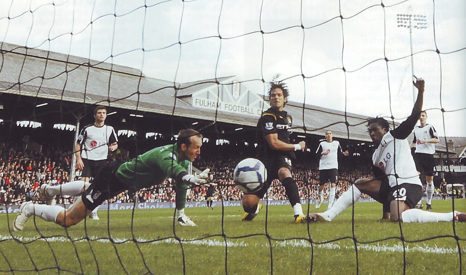 fulham away 2009 to 10 santa cruz goal