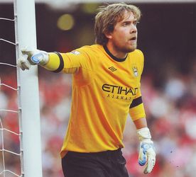 arsenal away 2009 to 10 gunnar neilsen