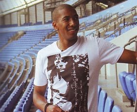 jerome boateng signs 2010 to 11