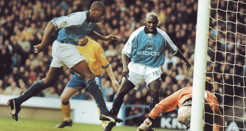 everton home 2000 to 01 wanchope goal 3