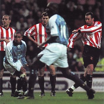 sunderland away 2000 to 01 action