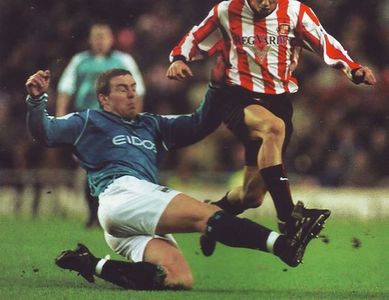sunderland away 2000 to 01 action2