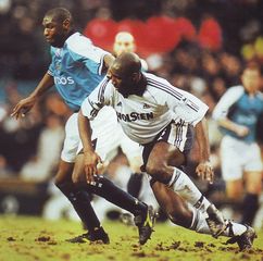 tottenham home 2000 to 01 action3