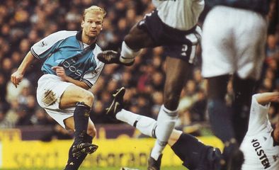 tottenham home 2000 to 01 action4