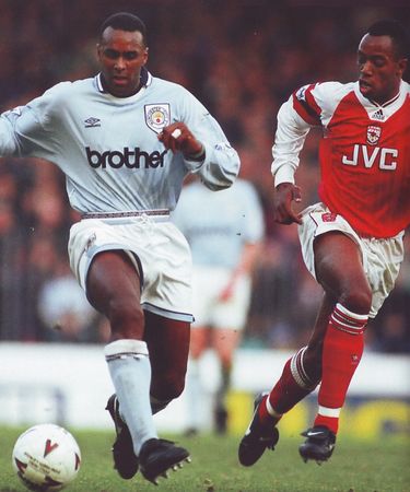 arsenal home 1993 to 94 action