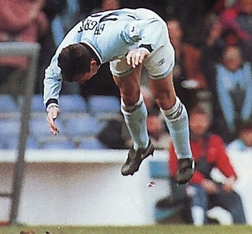 aston villa home 1993 to 94 beagrie goal